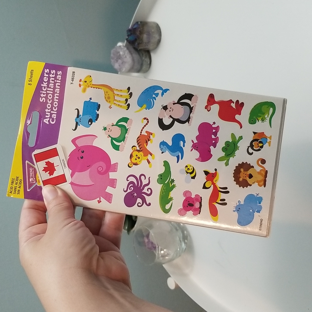 8 sheets animal stickers NWT